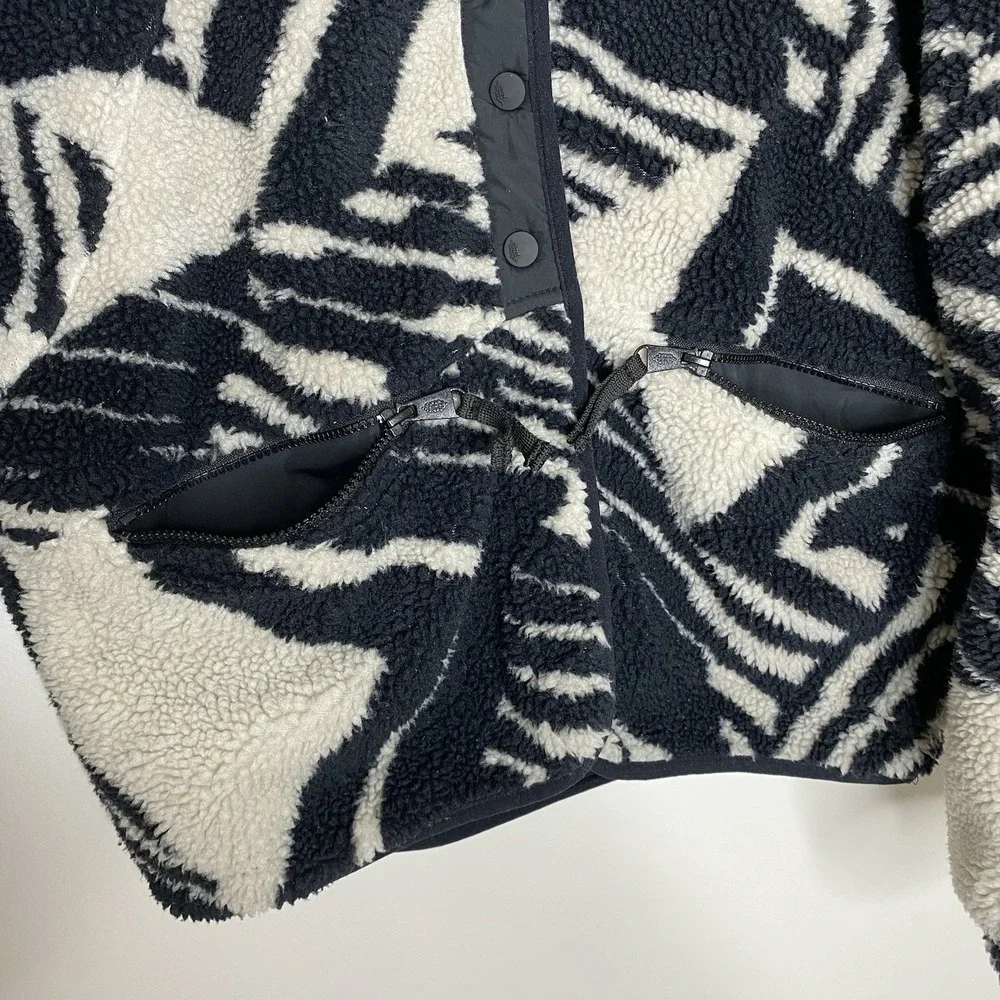 Free People FP Movement Rocky Ridge Sherpa Jacket XS Geo Line Combo Snap Fleece